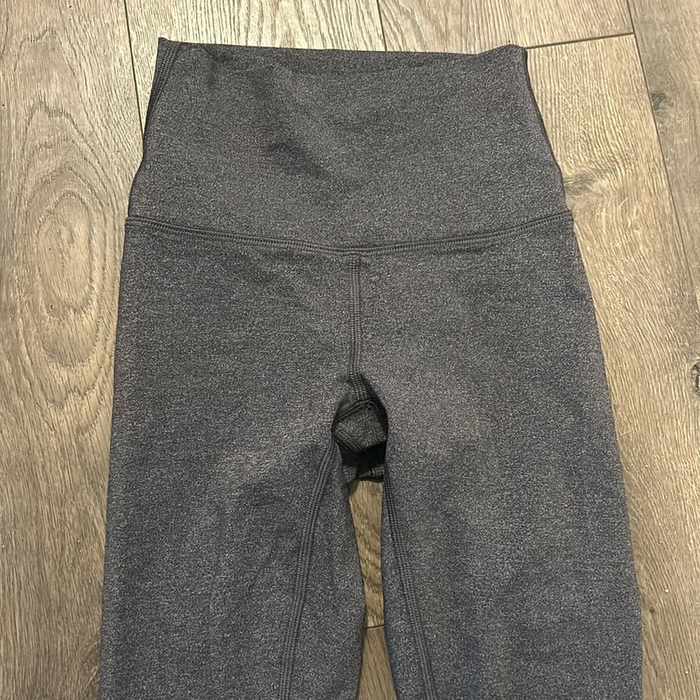 Lululemon Wunder Under, size 2